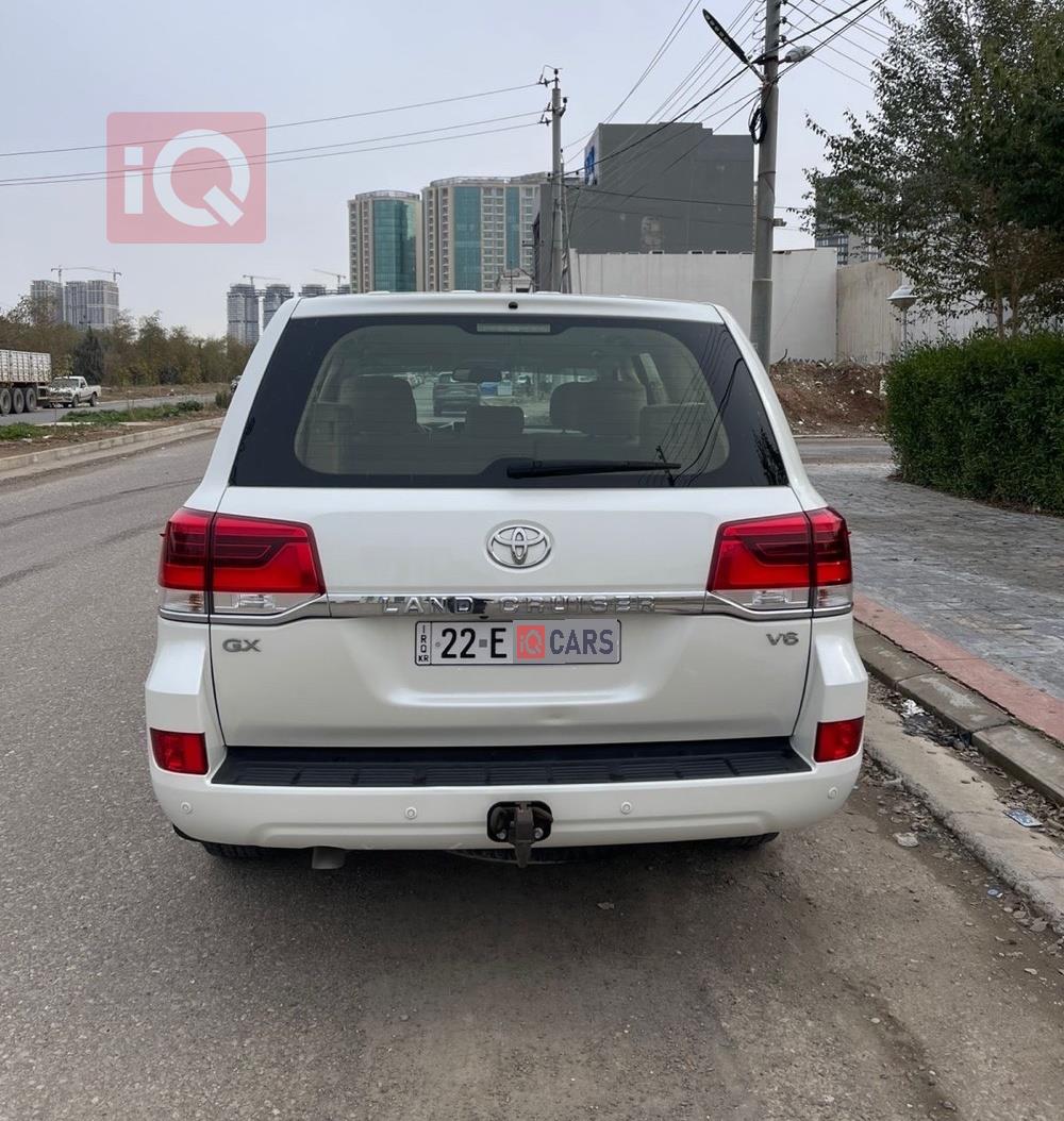 تويوتا لاندكروزر